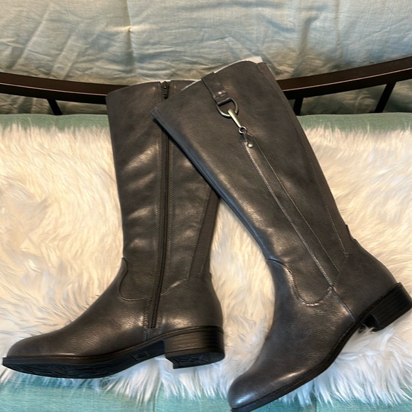 Life Stride Sikora Riding Boot in Tornado Grey 7 Wide Knee Height - Picture 3 of 3